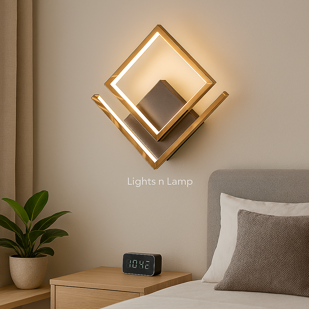 RHOMBUS WALL LIGHT